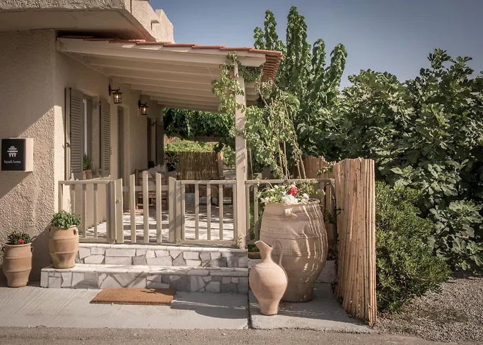 Tarsia Homes & Suites