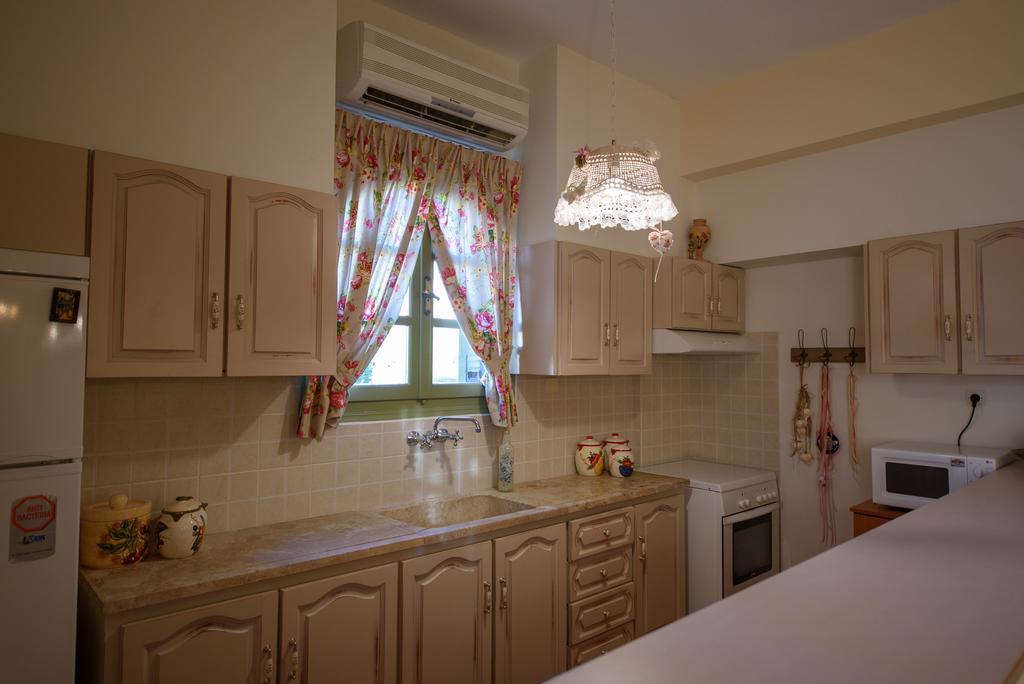 Tarsia Homes &
